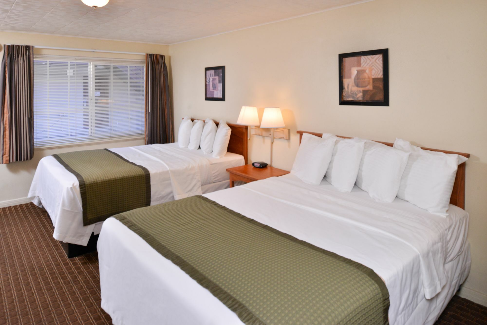 Travelodge By Wyndham Eugene Downtown/University Of Oregon Εξωτερικό φωτογραφία